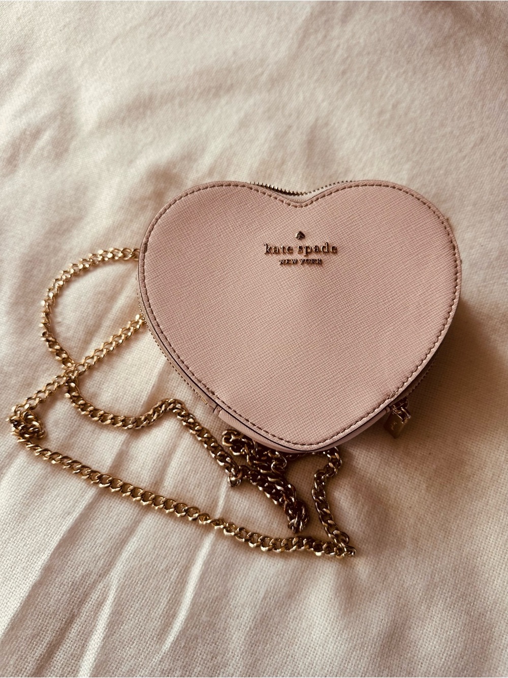 kate spade Pale Pink Heart Crossbody with Gold Chain - Picture 3 of 5